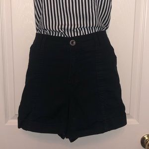 🍭 Black Shorts with Back Button Pockets